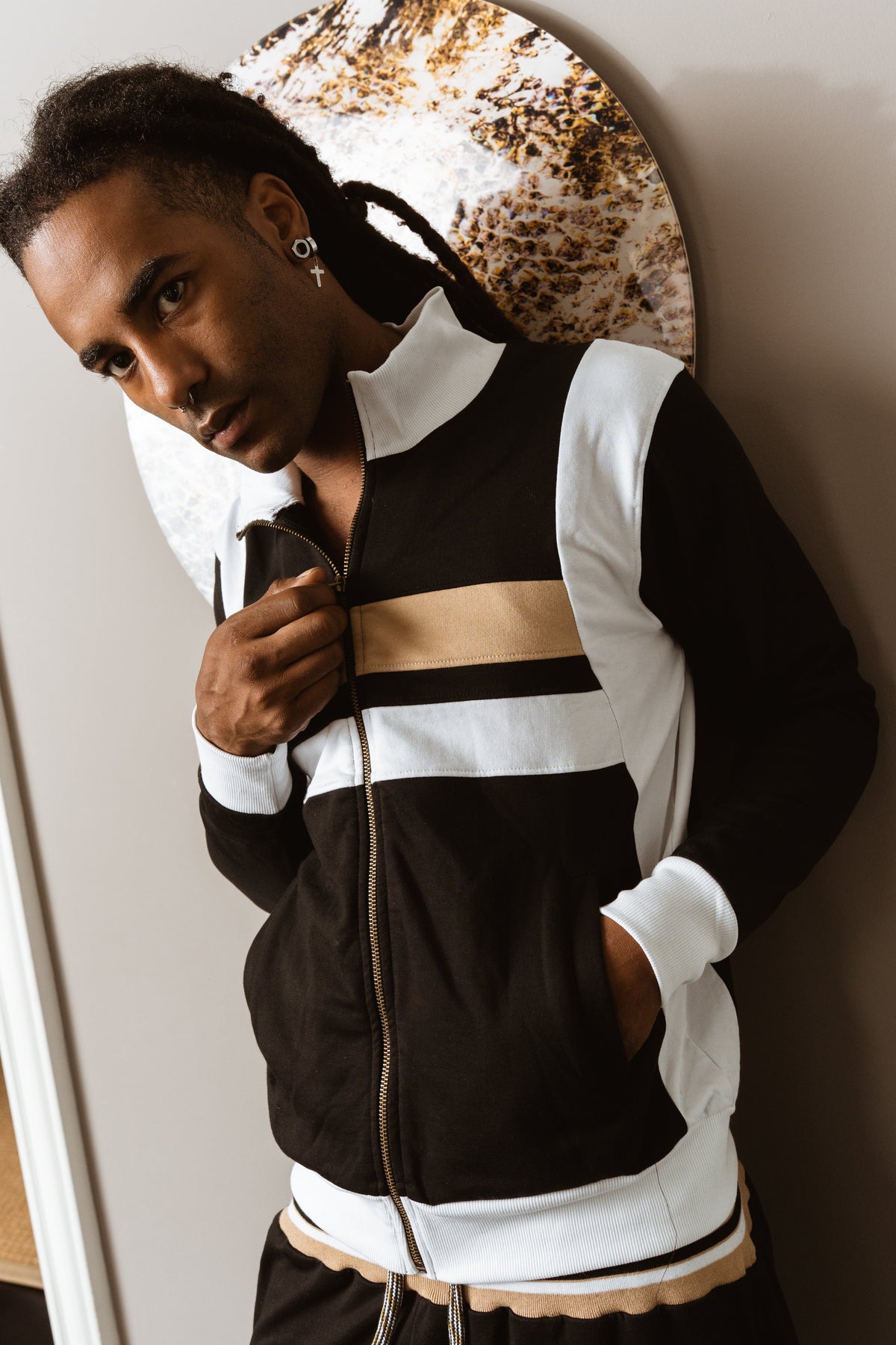 MEN'S ZIP UPS